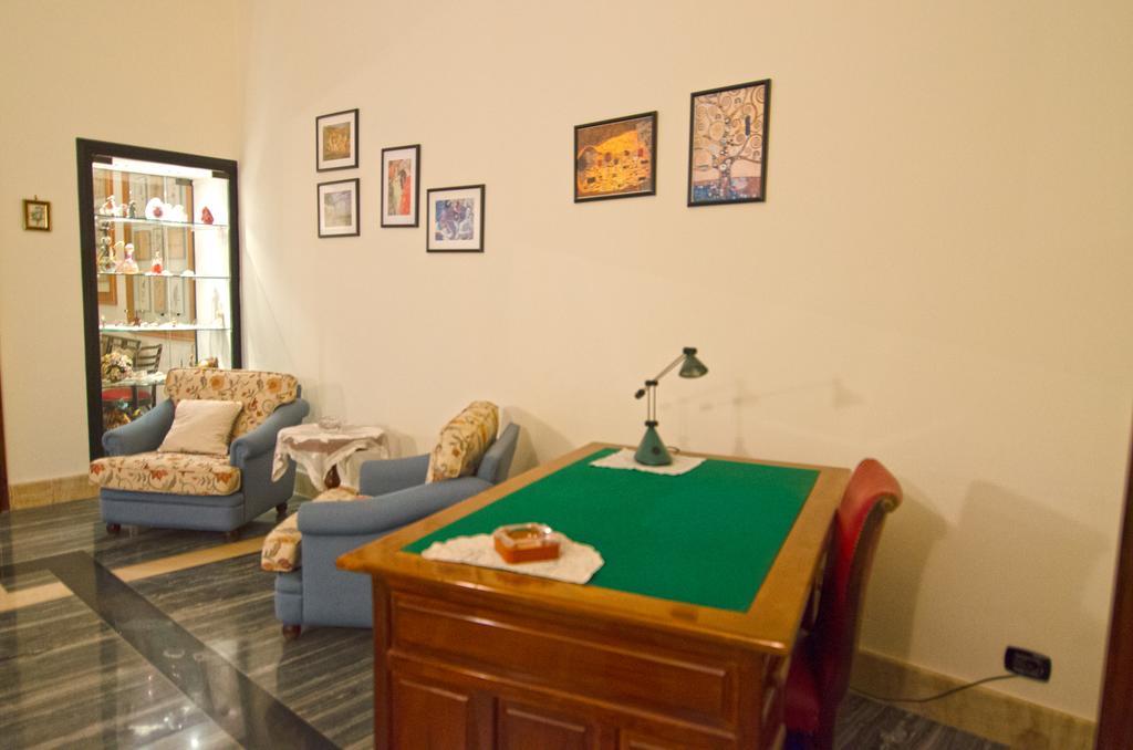 Apartment Palazzo Reale Naples