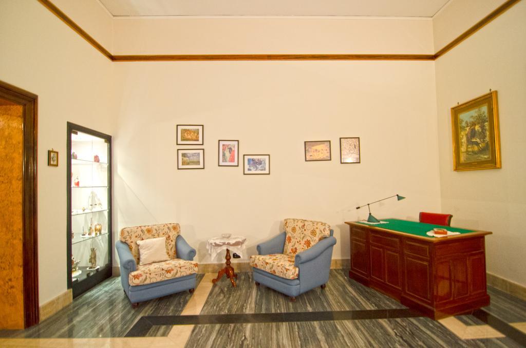 Apartment Palazzo Reale *