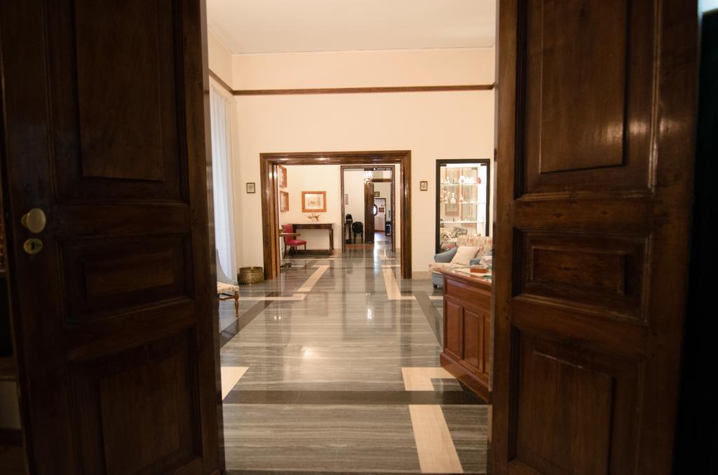 Palazzo Reale Apartment